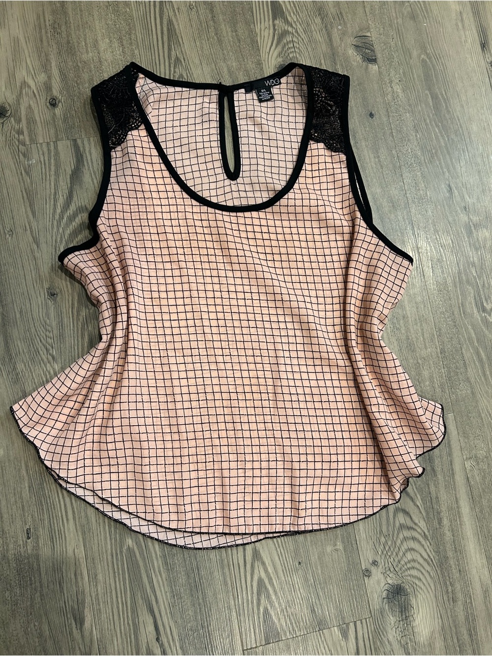 Pink Grid Pattern Tank Top - Picture 2 of 6